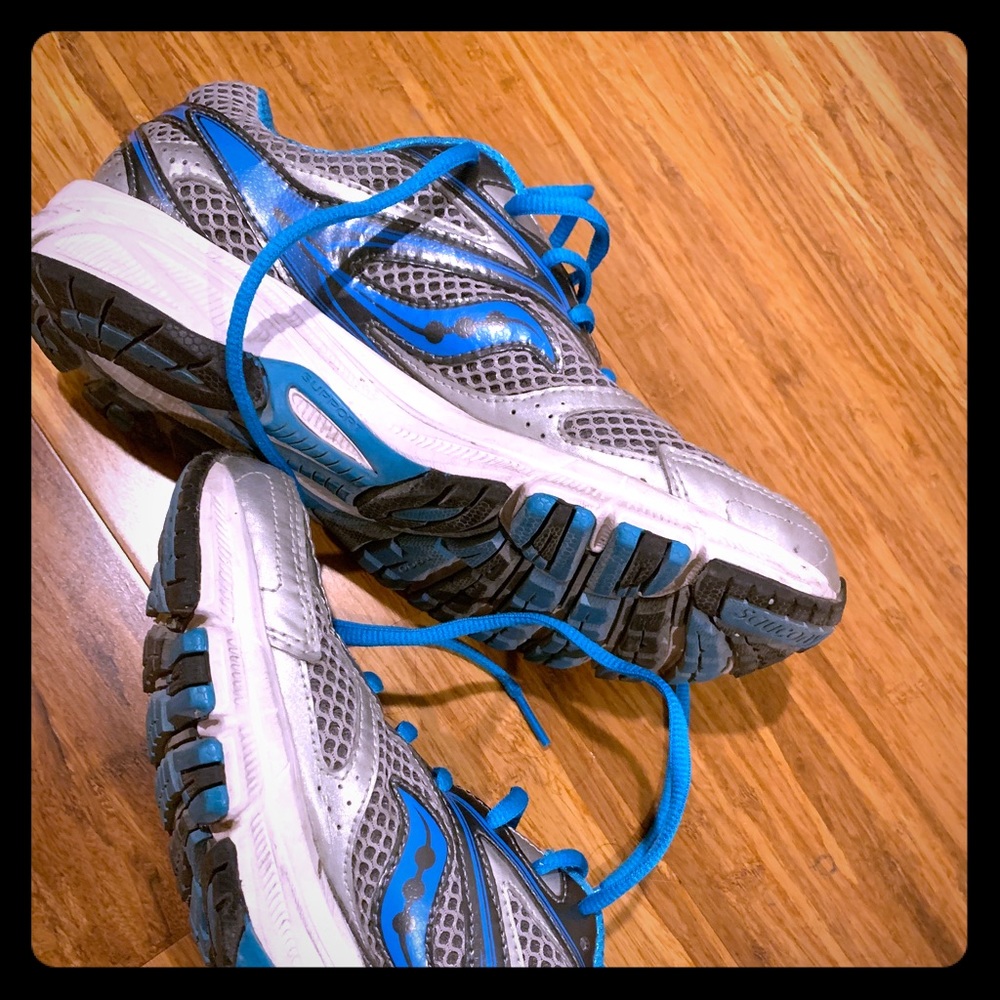 Saucony Cohesion worn once size 7.5